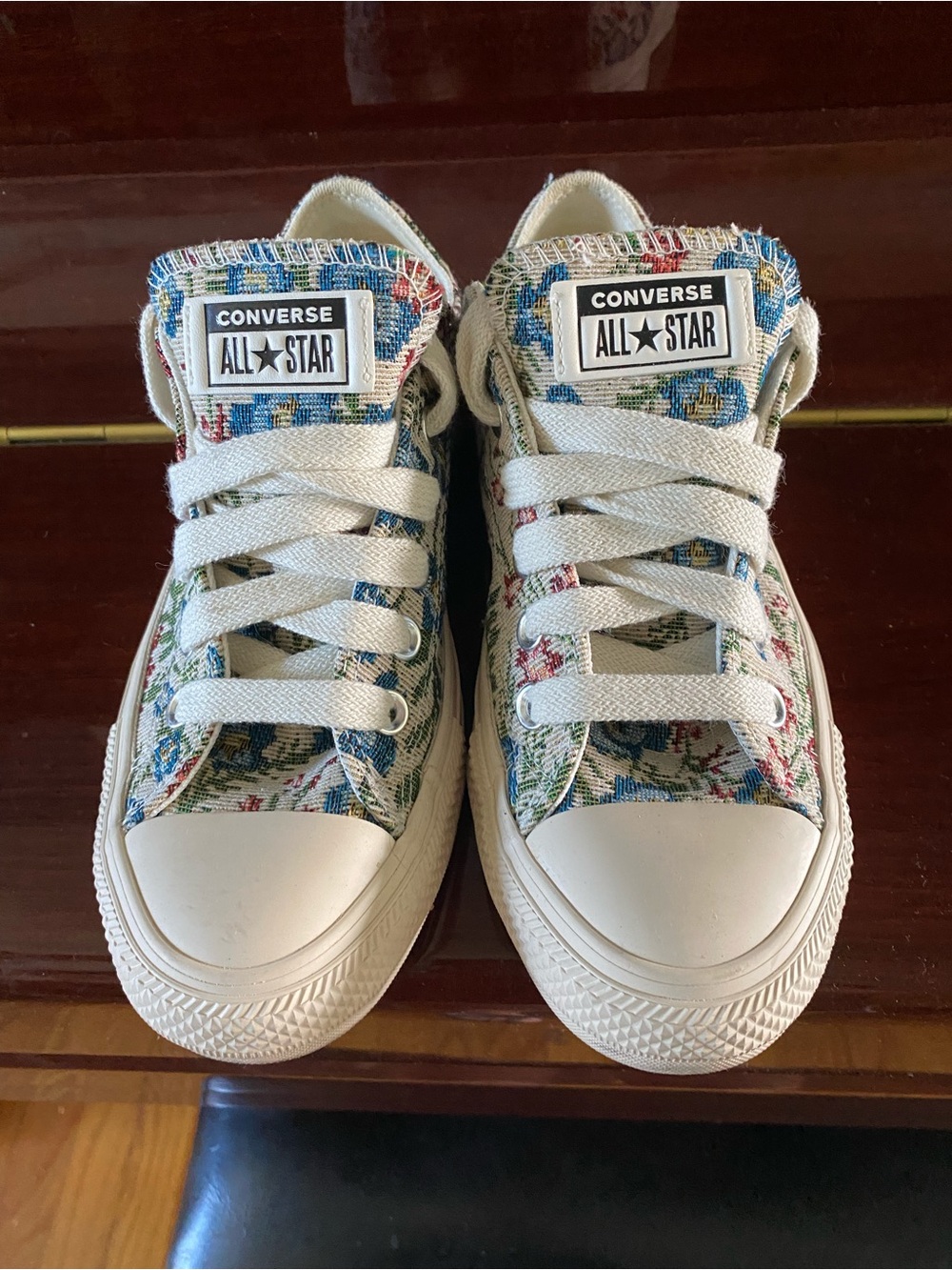 Converse Floral Low Top Sneakers - Picture 2 of 6